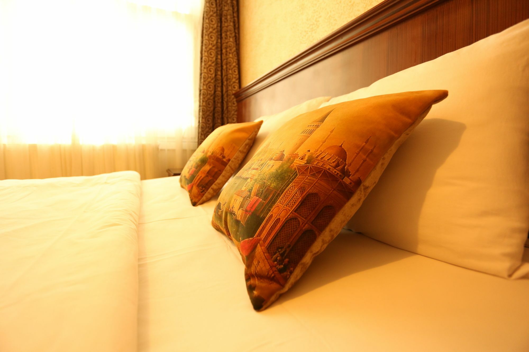 Dos Hermanos Hotel Истанбул Екстериор снимка